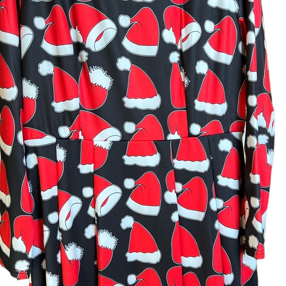Measor NWT Christmas dress.  Red and white Santa hats on black. Size XXL - Picture 2 of 4